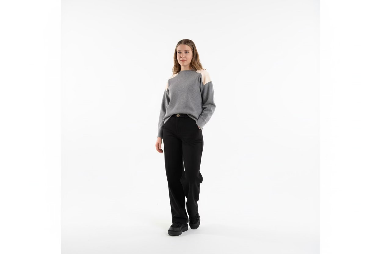 Signature Pullover
