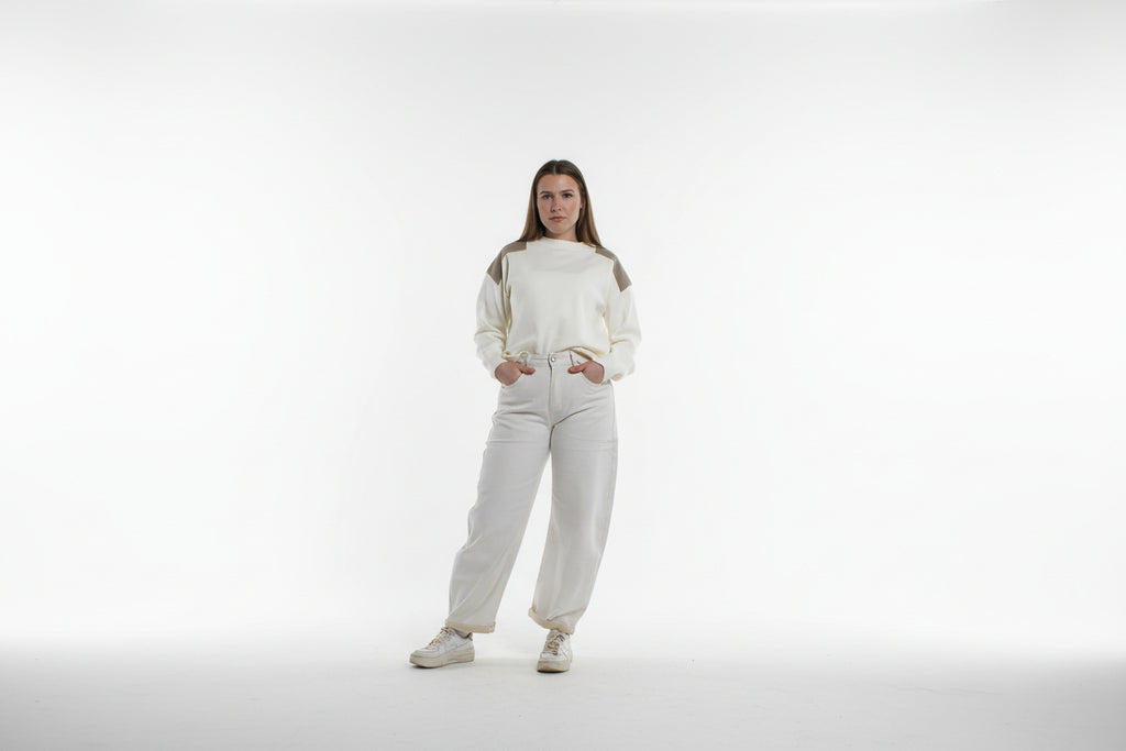 Signature Pullover