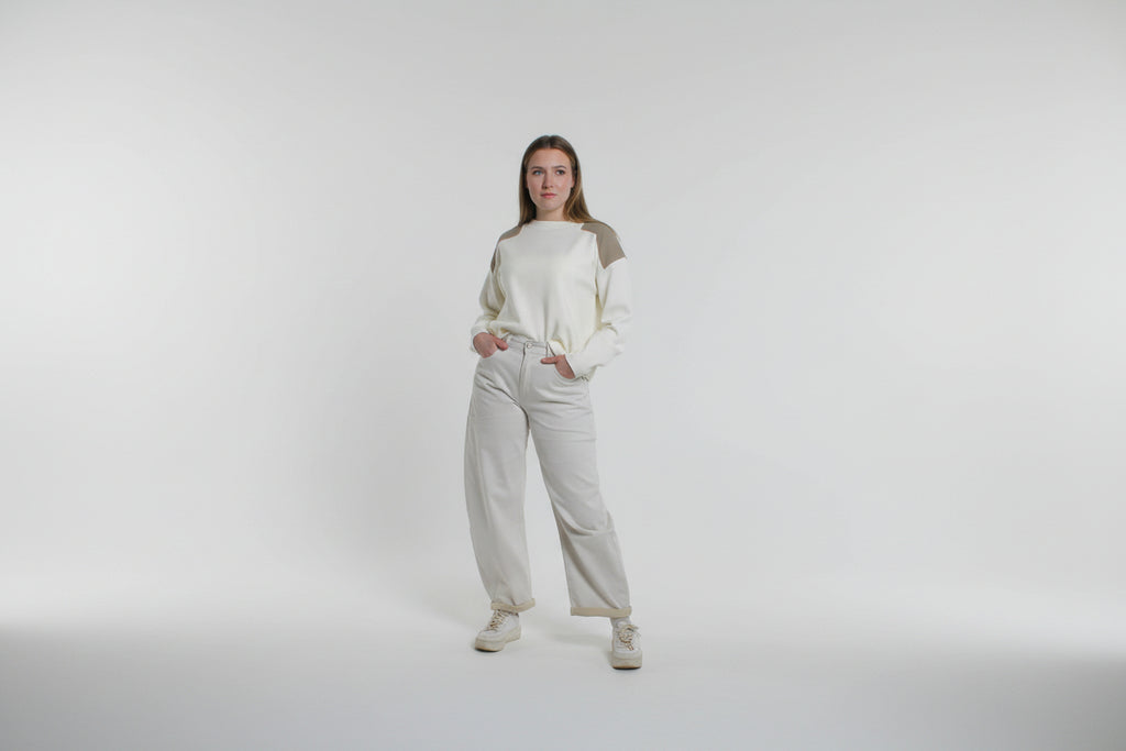Signature Pullover