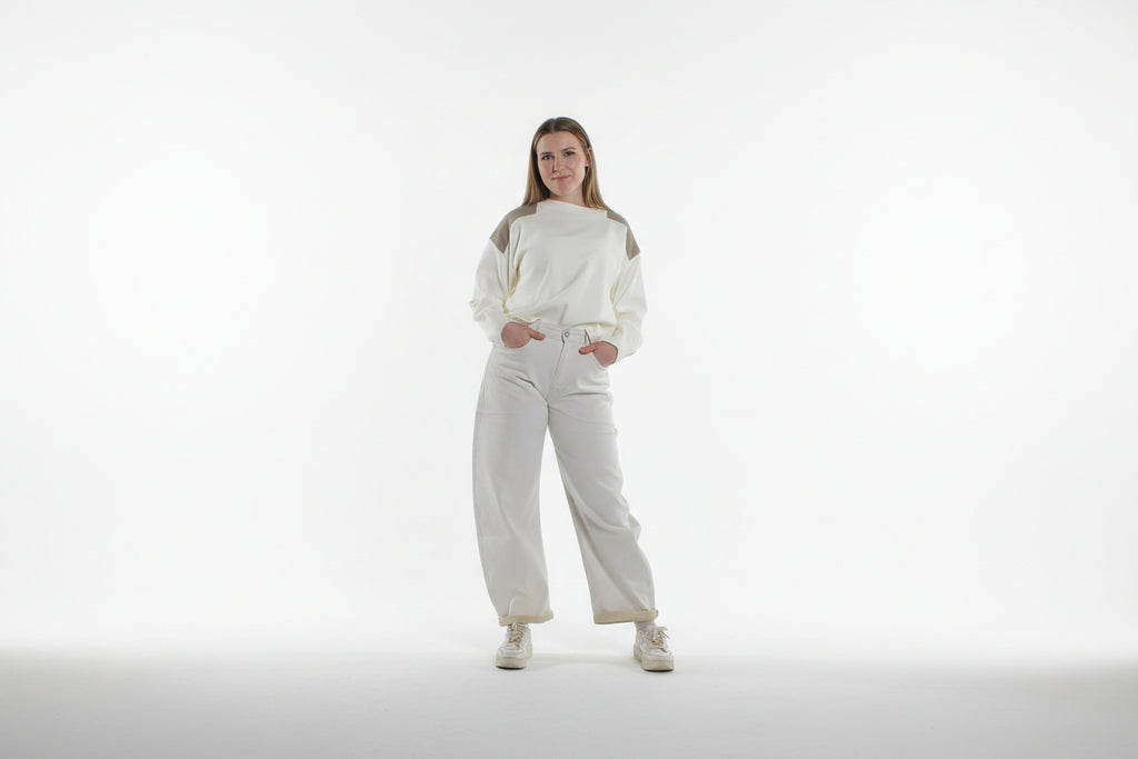 Signature Pullover